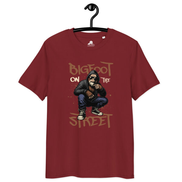 T-shirt “Bigfoot on the Street”