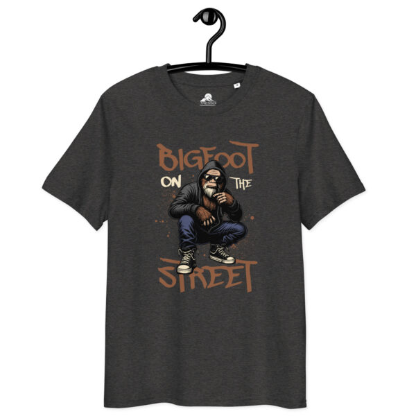 T-shirt “Bigfoot on the Street”