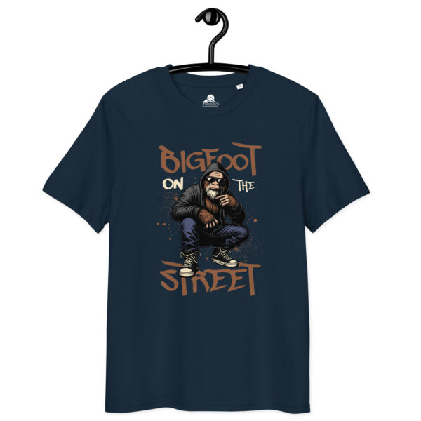 T-shirt “Bigfoot on the Street”